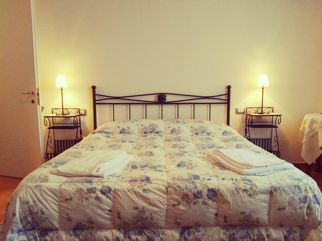Il Casolare Di Leonardo Hotel Винчи Екстериор снимка